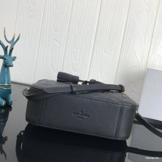 LOUIS VUITTON SAINTONGE 0416